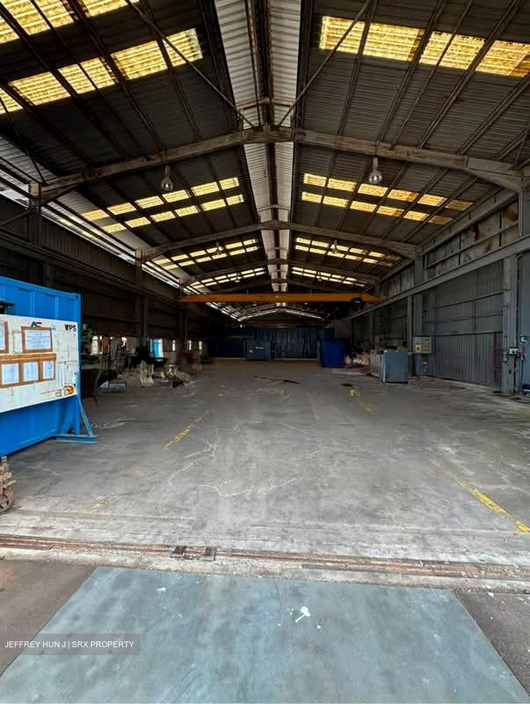 Liang Huat Industrial Complex (D22), Factory #587777011
